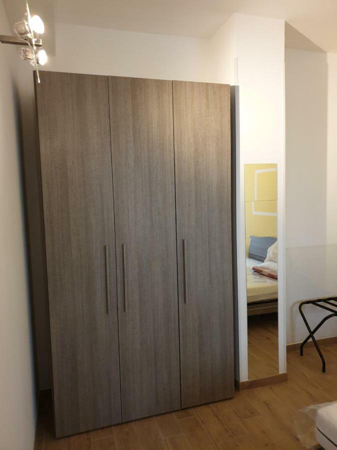 Francy House 2 Apartment Болоня Екстериор снимка