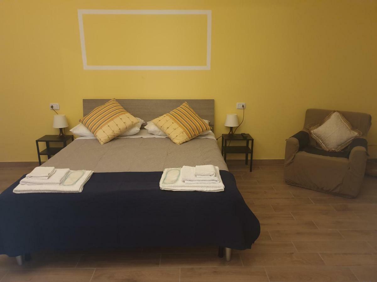 Francy House 2 Apartment Болоня Екстериор снимка